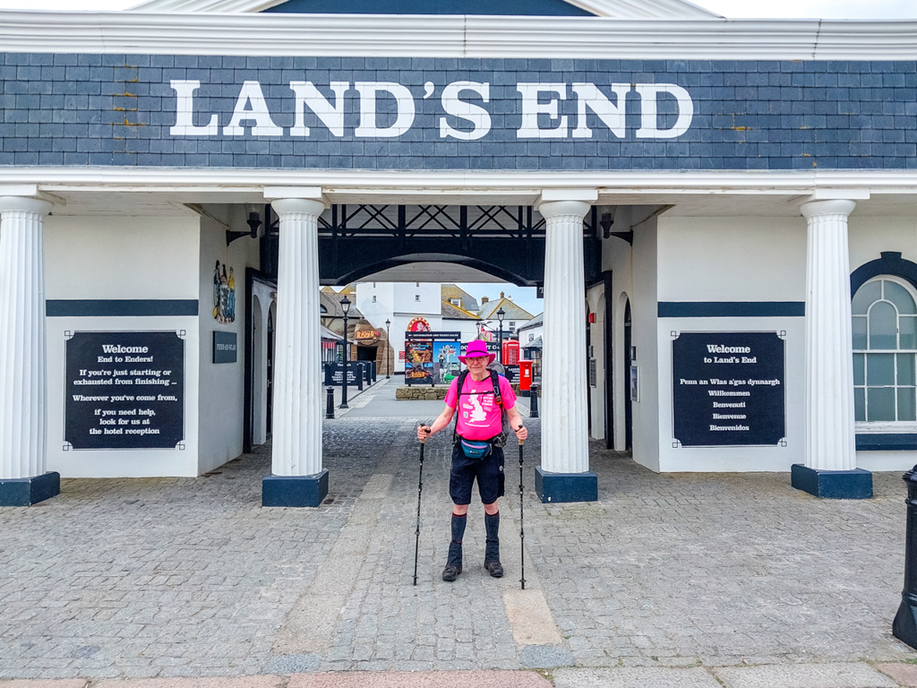 1/200 sec at f / 1.84 mm  ISO 20