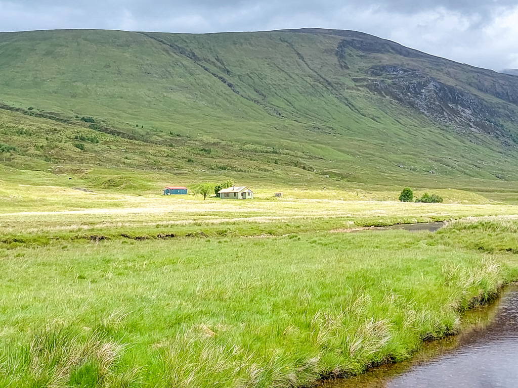 1/340 sec at f / 1.84 mm  ISO 20