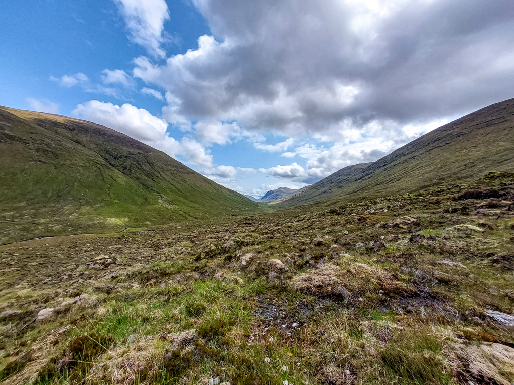 1/1900 sec at f / 2.21.42 mm  ISO 64