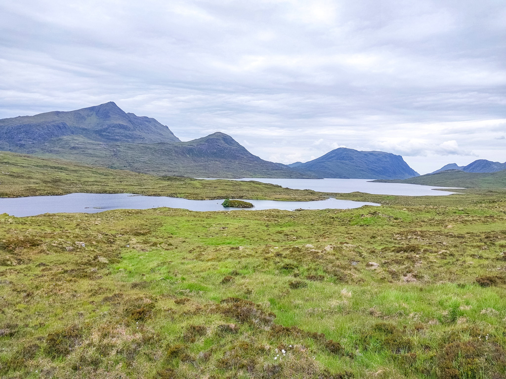 1/320 sec at f / 1.84 mm  ISO 20