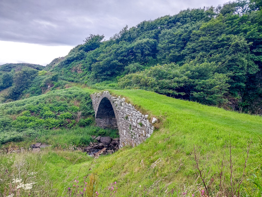 1/140 sec at f / 1.84 mm  ISO 20