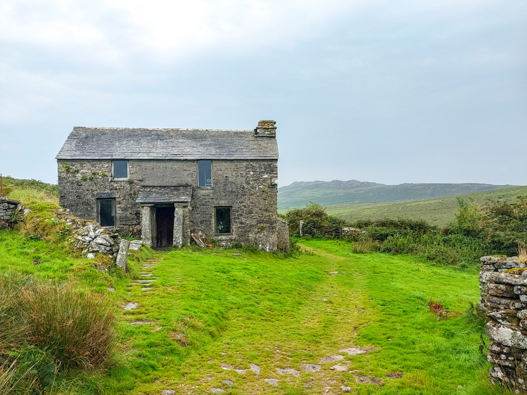 1/200 sec at f / 1.84 mm  ISO 20