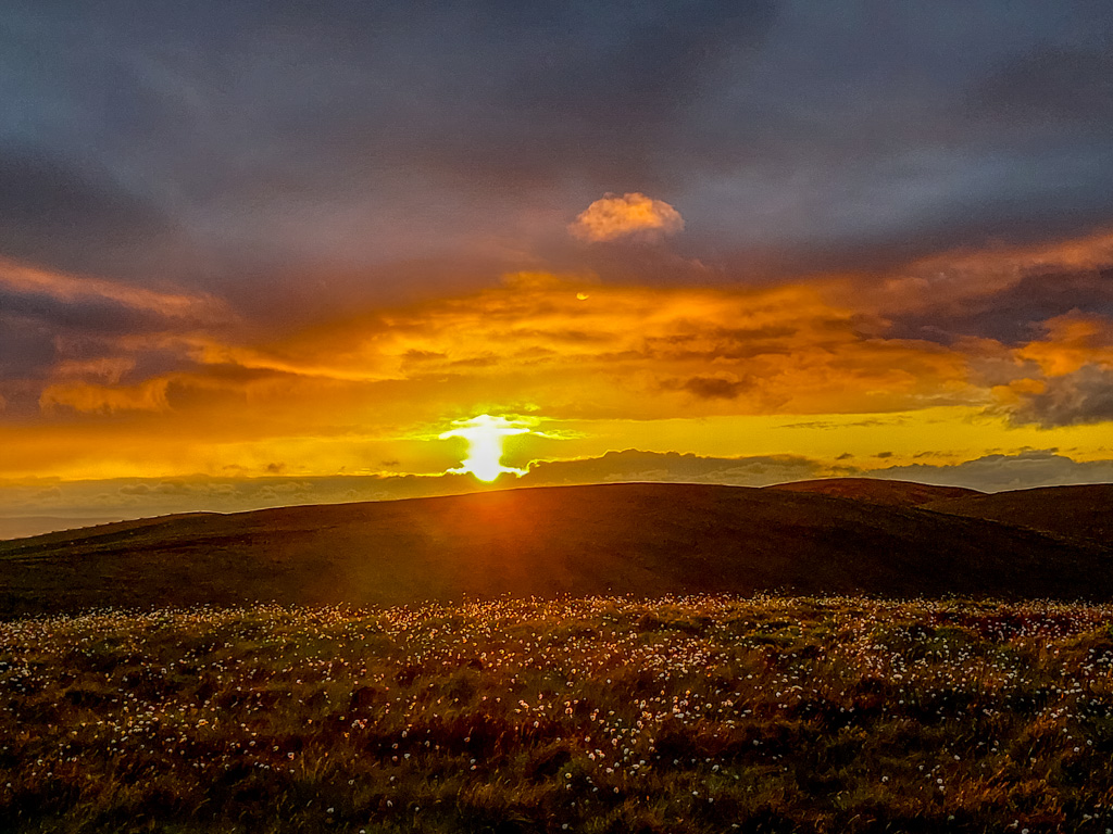 <center>2505-0025 - Sunset view from the Cheviot Hills on the Pennine Way -  May 25, 2025  <br>  (1/125 sec at f / 1.8 ISO 20    4 mm) </center>