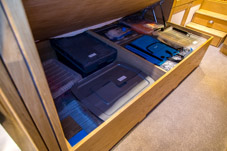 2110-0020 - Elektra - Storage under the bed  -  October 16, 2021
